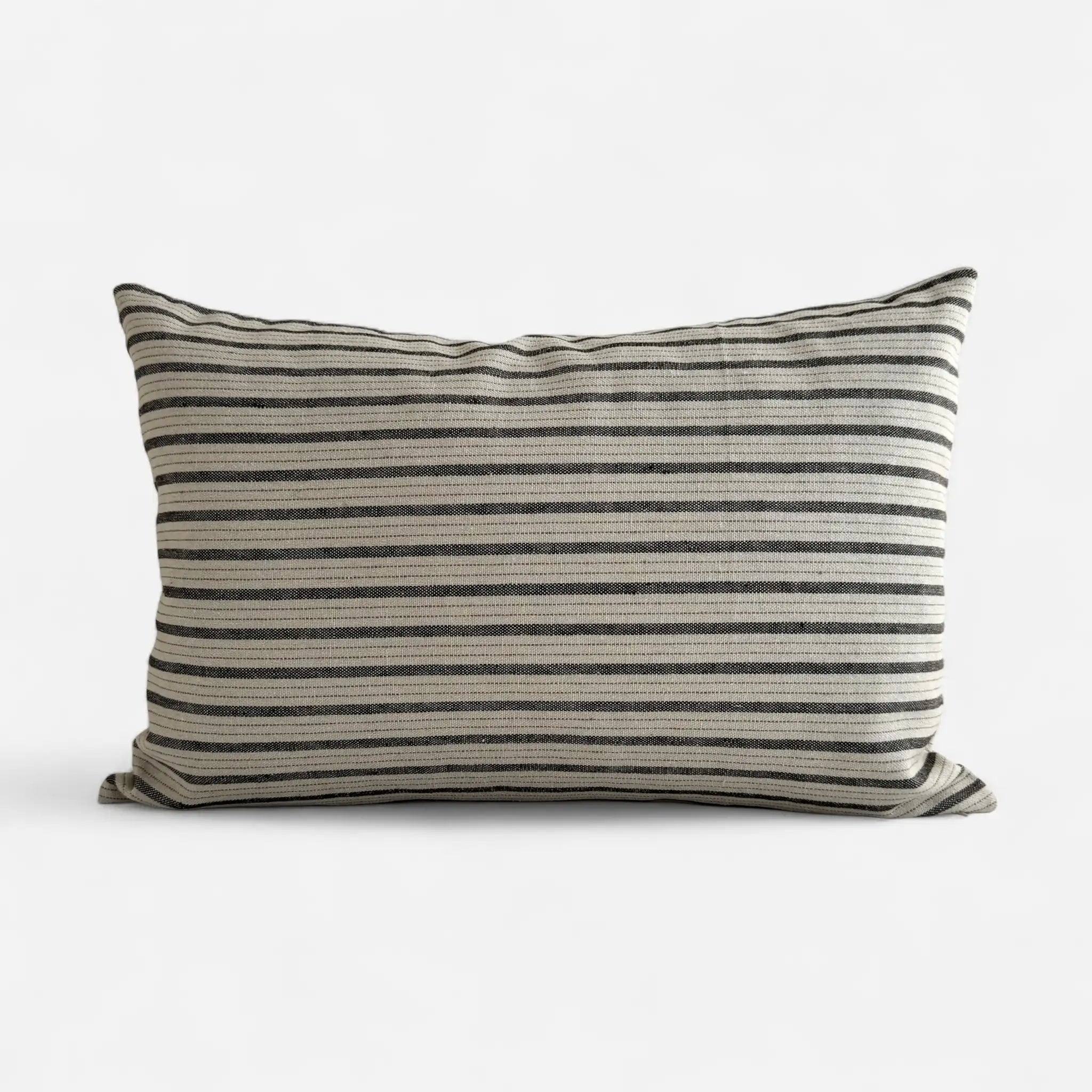 Black and white striped cushion cover, 40x60 cm