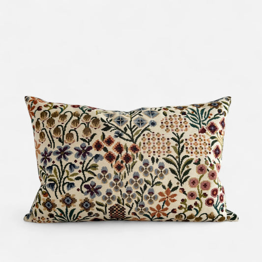 Floral tapestry cushion cover