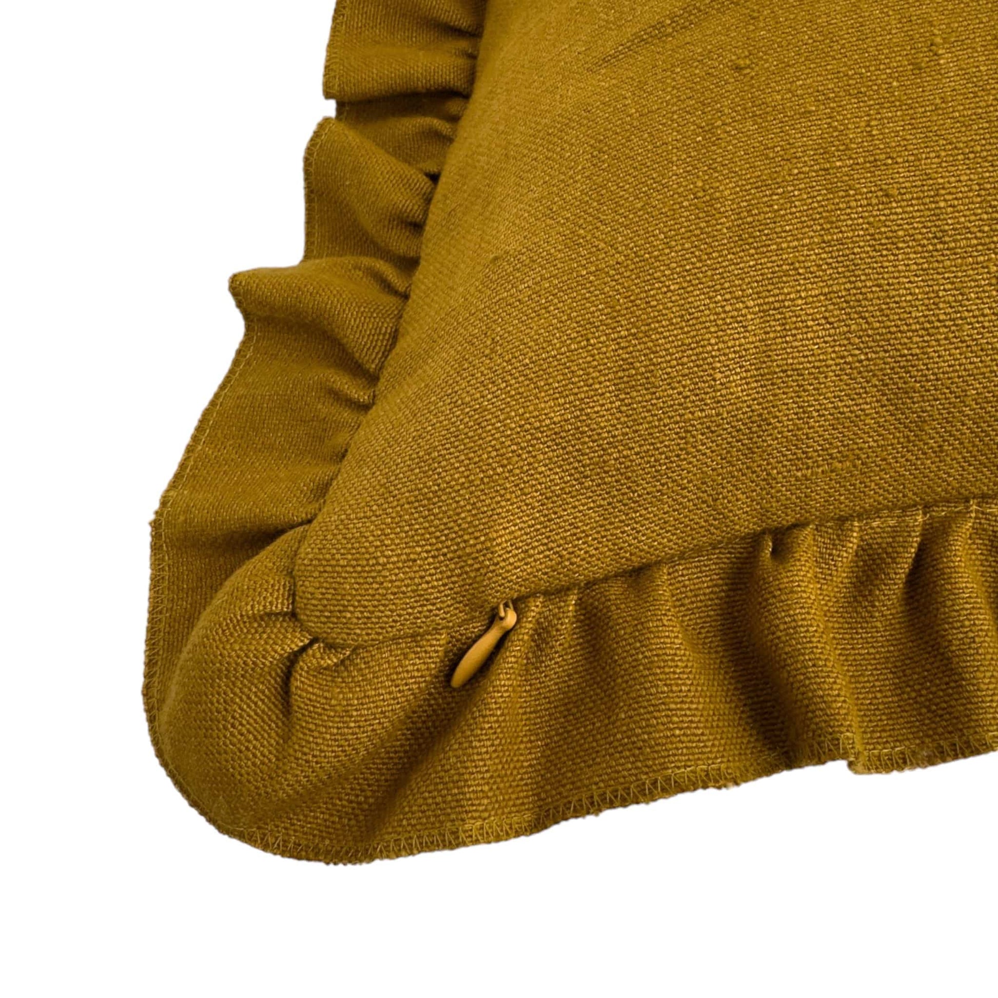 Invisible zipper of yellow cushion cover